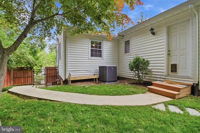 6409 OLD DOMINION DR, Mclean, VA 22101