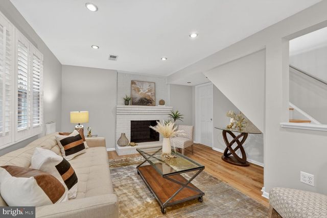 6409 OLD DOMINION DR, Mclean, VA 22101