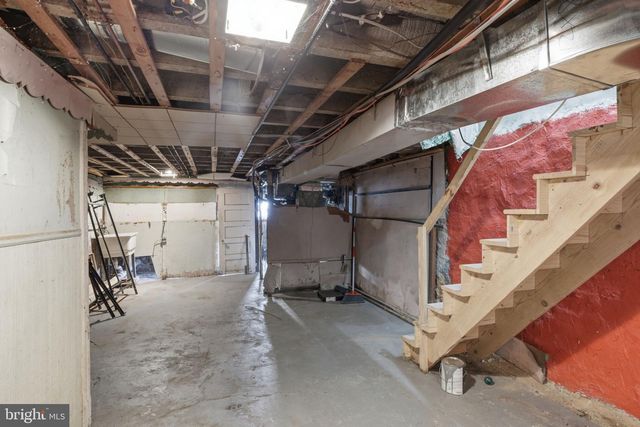 5754 CEDAR AVE, Philadelphia, PA 19143