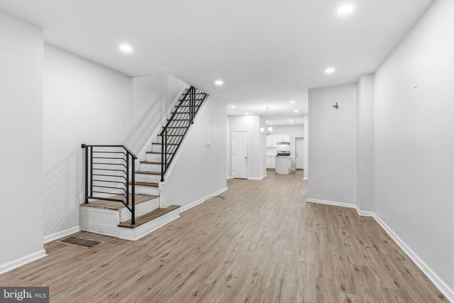 5754 CEDAR AVE, Philadelphia, PA 19143
