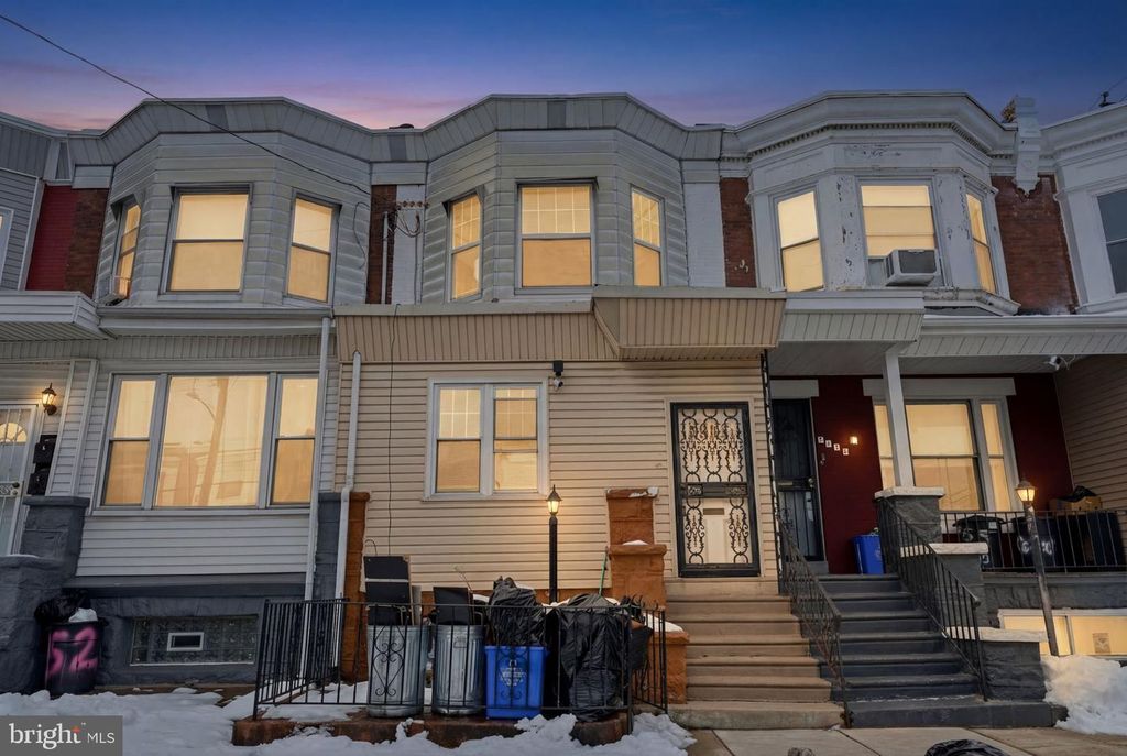5754 CEDAR AVE, Philadelphia, PA 19143