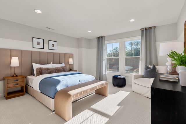 10 Germain Way 18, Norton, MA 02766