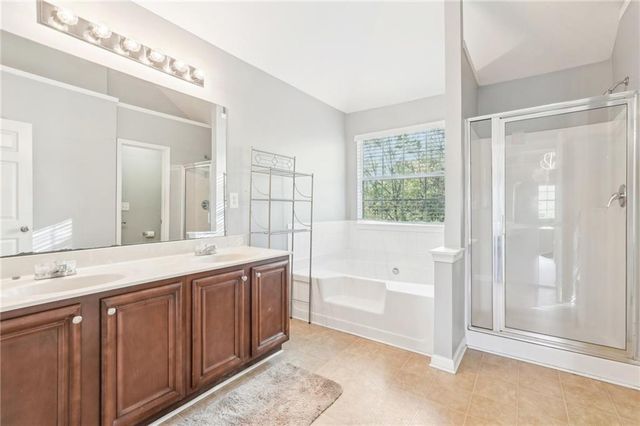 3861 Sunbridge Drive, Snellville, GA 30039