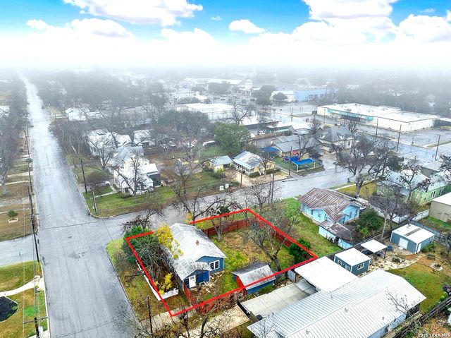 197 N Sycamore, New Braunfels, TX 78130