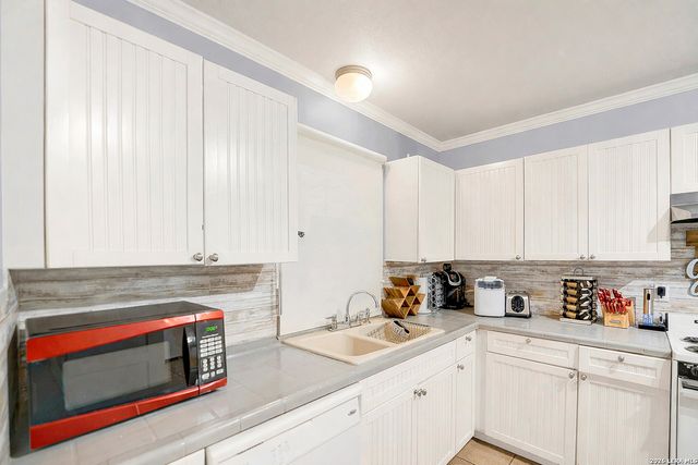 197 N Sycamore, New Braunfels, TX 78130