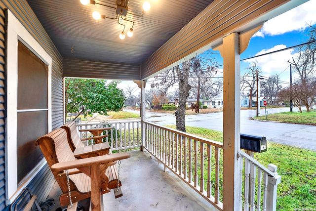 197 N Sycamore, New Braunfels, TX 78130