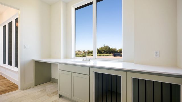 6250 Mcchesney Drive, Midlothian, TX 76065