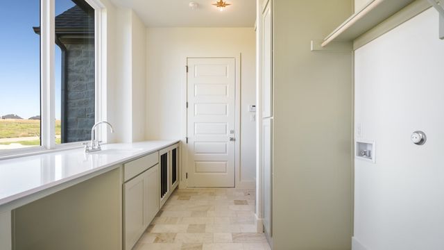 6250 Mcchesney Drive, Midlothian, TX 76065