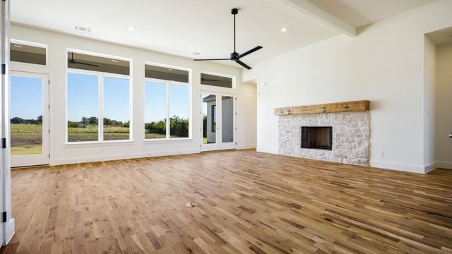 6250 Mcchesney Drive, Midlothian, TX 76065
