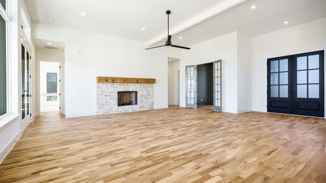 6250 Mcchesney Drive, Midlothian, TX 76065