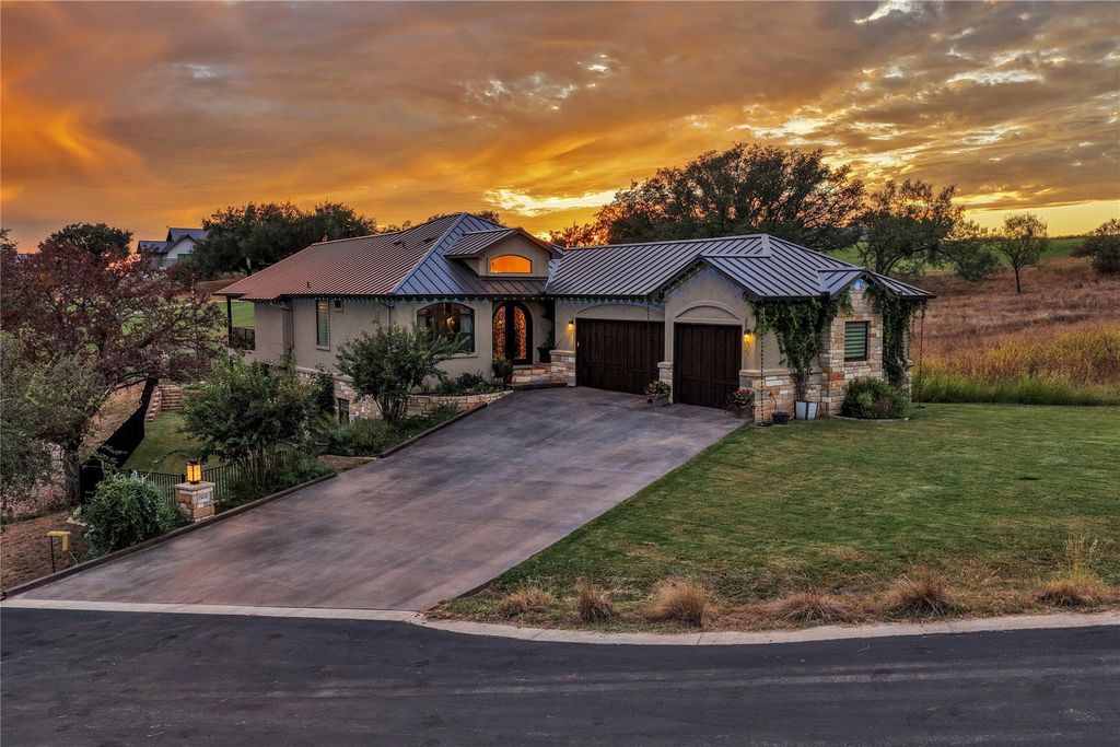 1504 Desert Sun, Horseshoe Bay, TX 78657