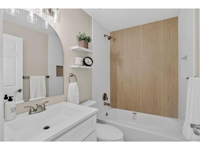 8396 Wheatgrass Cir, Parker, CO 80134