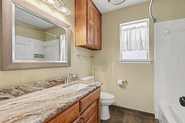 110 Mill Creek Lane, Weatherford, TX 76087