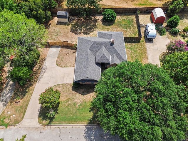 110 Mill Creek Lane, Weatherford, TX 76087