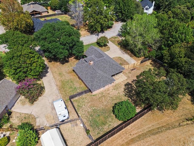 110 Mill Creek Lane, Weatherford, TX 76087