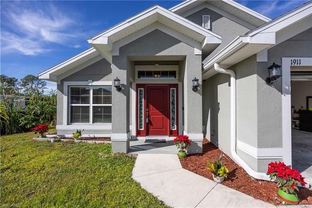 1911 Lemona AVE, Lehigh Acres, FL 33972
