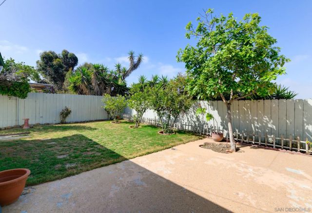 1568 Larkhaven Dr, Chula Vista, CA 91911