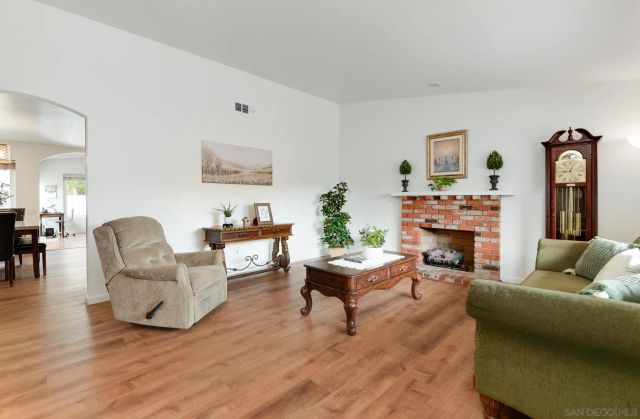 1568 Larkhaven Dr, Chula Vista, CA 91911