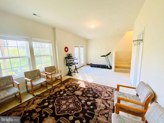 114 ADMIRAL LN, Warrington, PA 18976