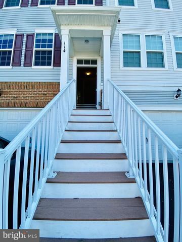 114 ADMIRAL LN, Warrington, PA 18976