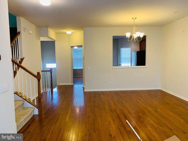 114 ADMIRAL LN, Warrington, PA 18976