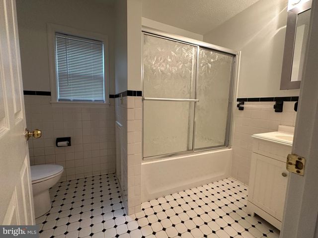 109 E PALL MALL ST, Winchester, VA 22601