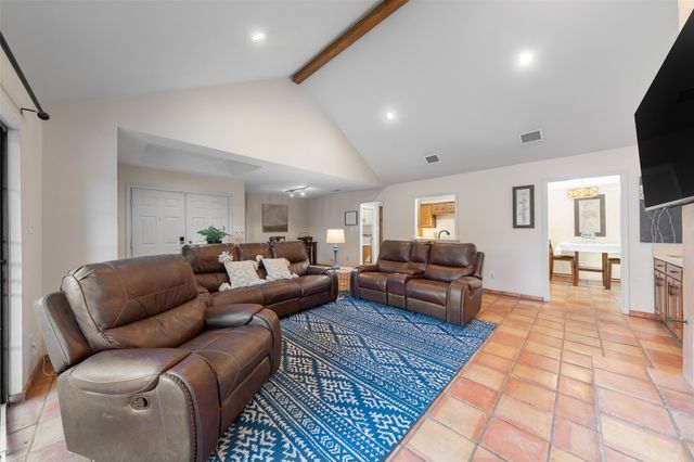 2739 Sedgeway Lane, Carrollton, TX 75006