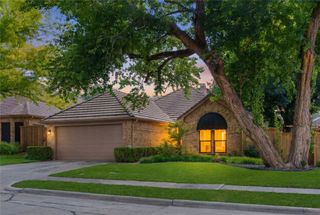 2739 Sedgeway Lane, Carrollton, TX 75006