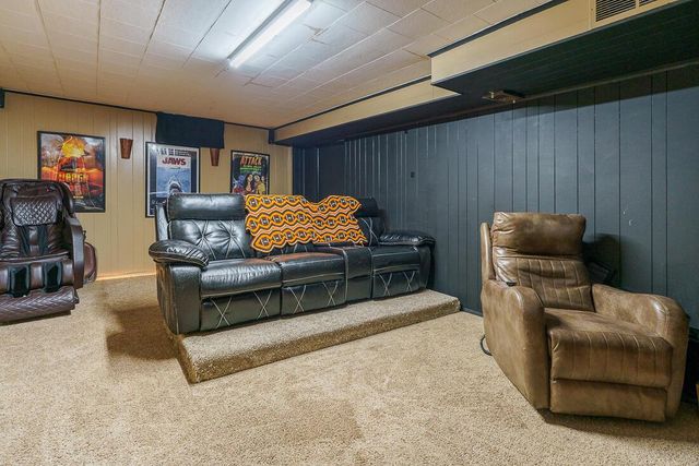 595 Ridgewood Drive, Circleville, OH 43113