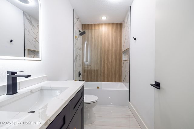 1091 Tolson Street SE, Palm Bay, FL 32909