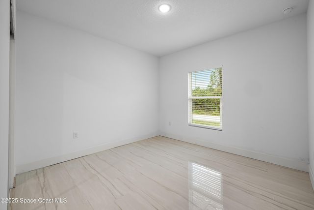 1091 Tolson Street SE, Palm Bay, FL 32909