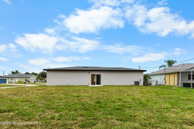 1091 Tolson Street SE, Palm Bay, FL 32909