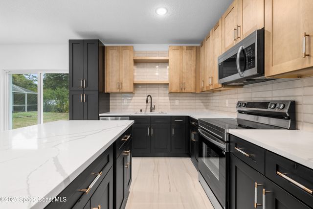 1091 Tolson Street SE, Palm Bay, FL 32909