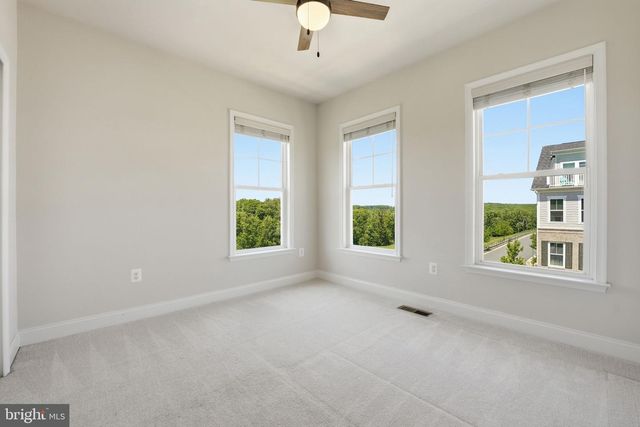 1957 GREENBRIAR HALL RD, Dumfries, VA 22026