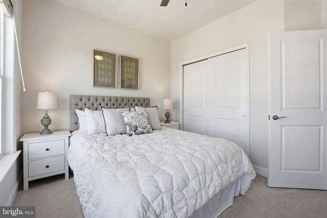 1957 GREENBRIAR HALL RD, Dumfries, VA 22026