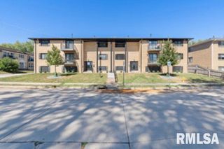 1646 W 42nd St Apt 3, Davenport, IA 52806