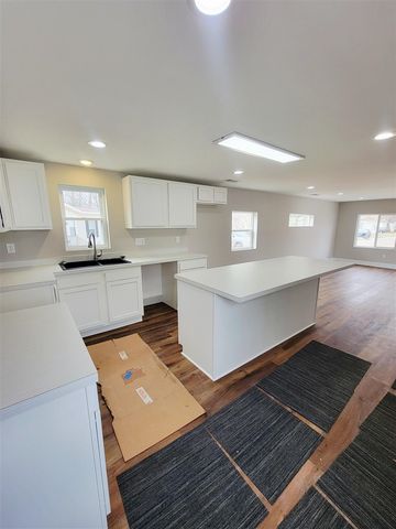 170 Wallasey Drive, Grand Rapids, MI 49548