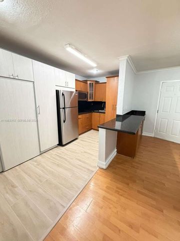 7928 Harding Ave 8, Miami Beach, FL 33141