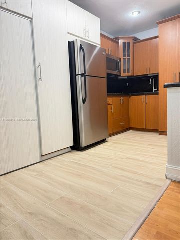 7928 Harding Ave 8, Miami Beach, FL 33141