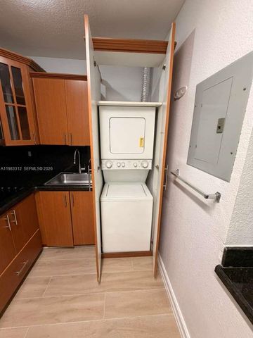 7928 Harding Ave 8, Miami Beach, FL 33141