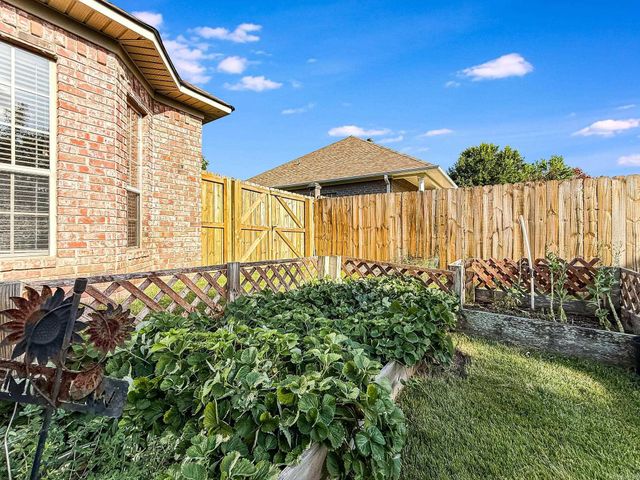 1355 Stone Crest, Conway, AR 72034