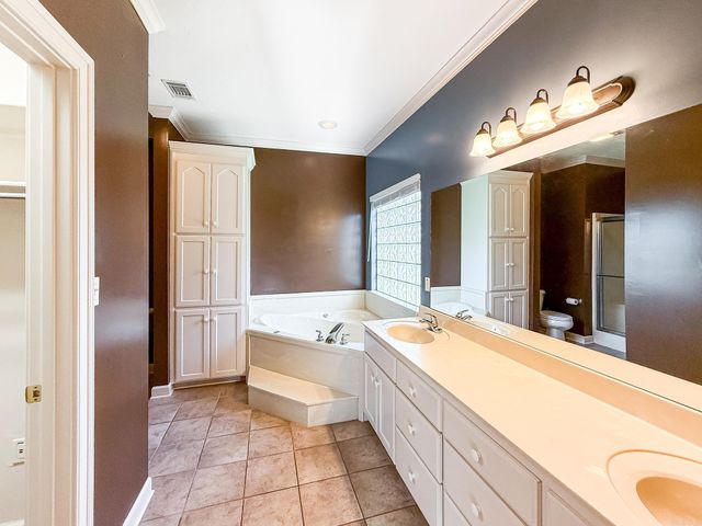 1355 Stone Crest, Conway, AR 72034