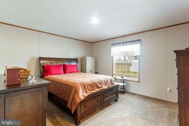 2126 SCULL ST, Lebanon, PA 17046