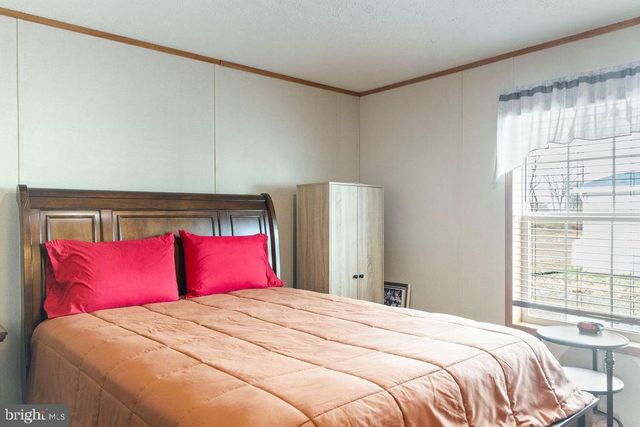 2126 SCULL ST, Lebanon, PA 17046