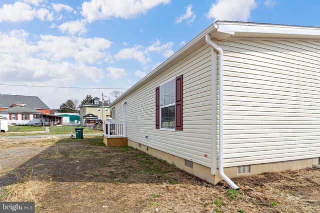 2126 SCULL ST, Lebanon, PA 17046