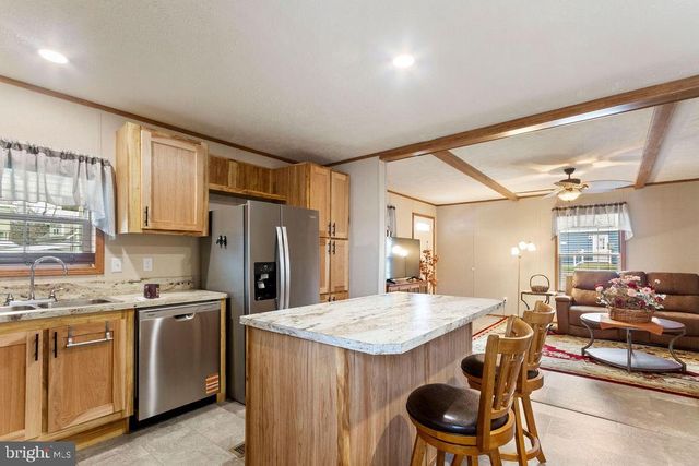 2126 SCULL ST, Lebanon, PA 17046