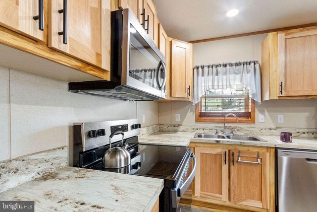 2126 SCULL ST, Lebanon, PA 17046