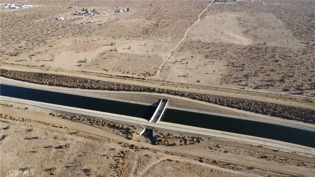 0 0 La Mesa Rd, Phelan, CA 92371