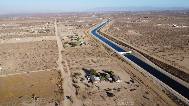 0 0 La Mesa Rd, Phelan, CA 92371