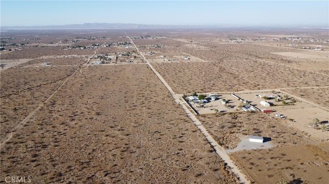 0 0 La Mesa Rd, Phelan, CA 92371